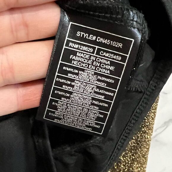 Steve Madden womens gold glitter faux wrap bodysuit Size M long sleeve - Picture 7 of 10